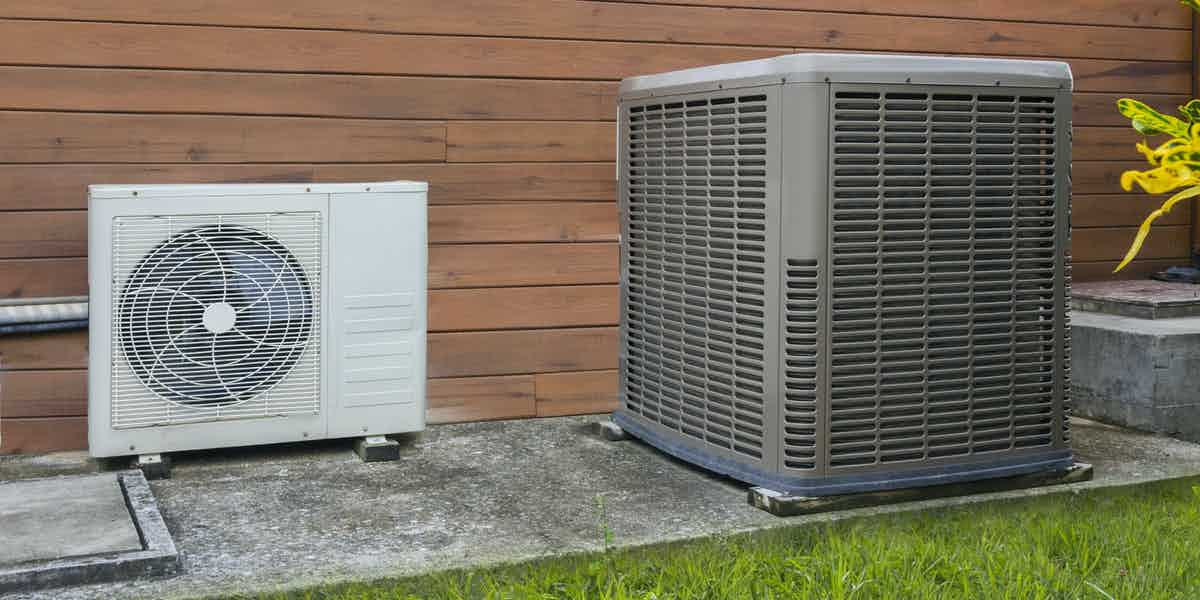 Air conditioning repair service